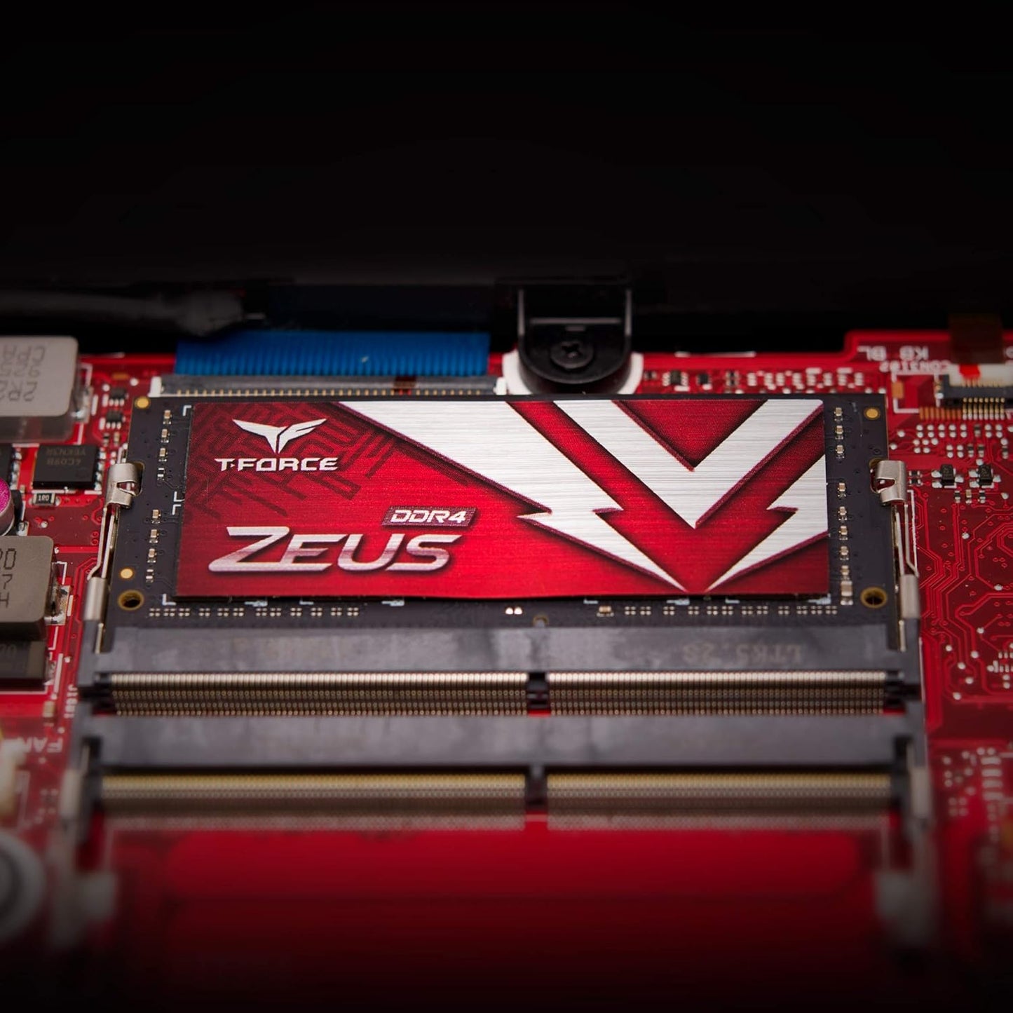 Team T-FORCE ZEUS 16GB (2 X 8GB) 260-Pin DDR4 SO-DIMM DDR4 3200 (PC4 25600) Laptop Memory Model TTZD416G3200HC22DC-S01